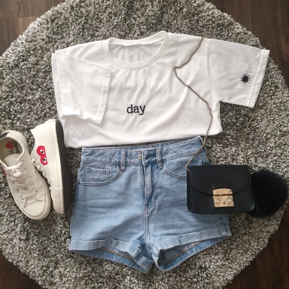 Day White Tee